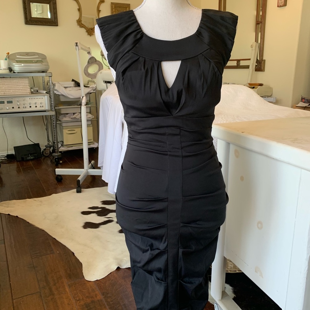 Cache tight black dress